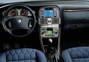 Lancia Lybra cockpit