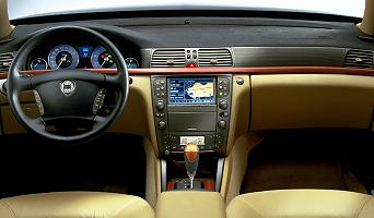 Lancia Thesis dashboard - CLICK for larger image