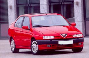 Alfa Romeo 146