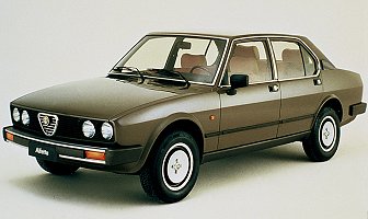 Alfa Romeo Alfetta 2.0i Quadrifoglio Oro