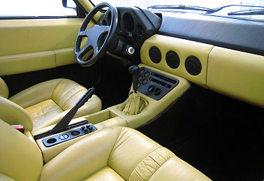 Zeta 6 interior