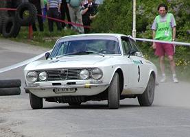 Alfa Romeo 2000 GTV used in European classic rallying, thanks to Andrea