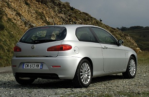 Alfa Romeo 147 (2004 facelift)