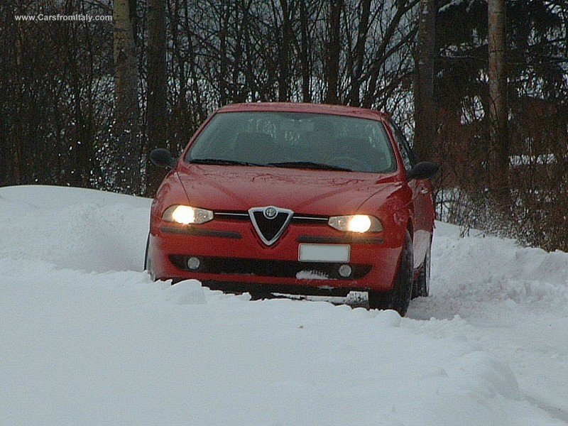 Alfa Romeo 156 - this may take a little while to download