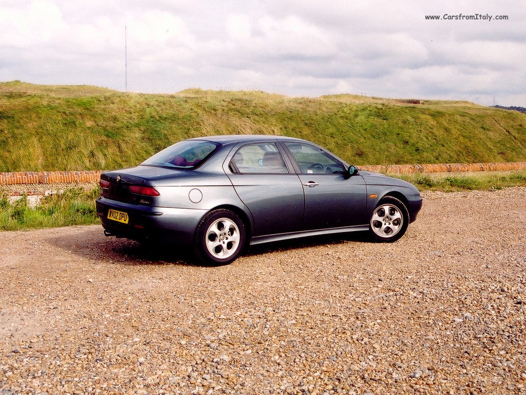 Alfa Romeo 156 - this may take a little while to download
