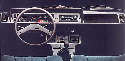 Fiat 132 cockpit