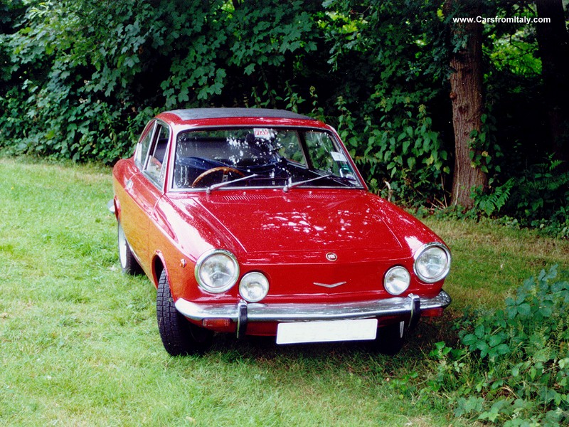 Fiat 850 Coupe - this make take a little while to download