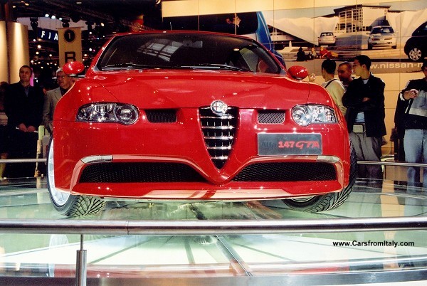 Alfa Romeo 147 GTA at the Paris Motorshow launch