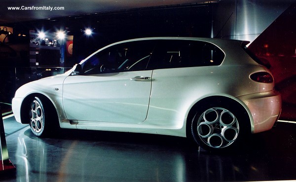 Alfa Romeo 147 GTA at the Paris Motorshow launch