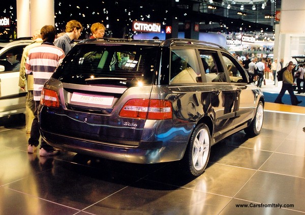 Fiat Stilo MP Wagon at the Paris Motorshow launch